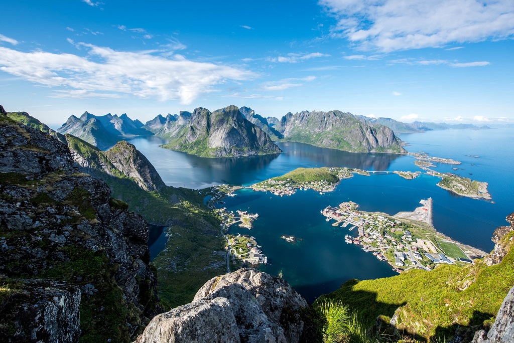 Mountains of Reinebrigen